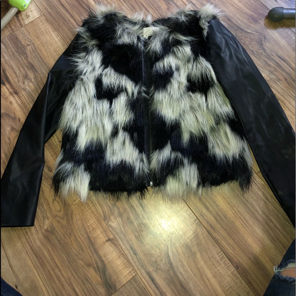 Leith zip up jacket size medium